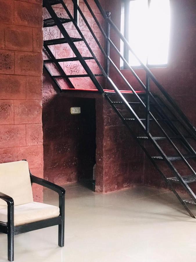 Rohan Homestay By Traviget Hospitality, Dapoli-Konkan Harnai Exterior foto
